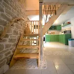 Country House *
